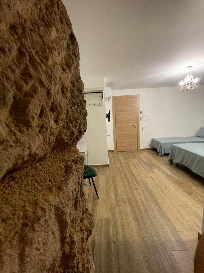 B&B Il Gigante อากริเจนโต ภายนอก รูปภาพ